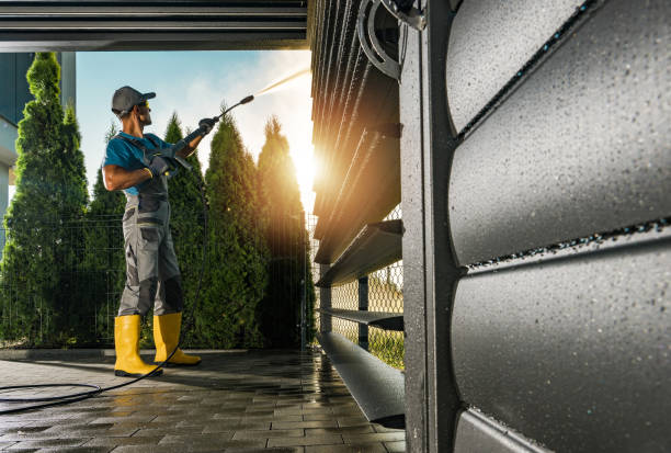 Best Concrete Pressure Washing  in Center, CO