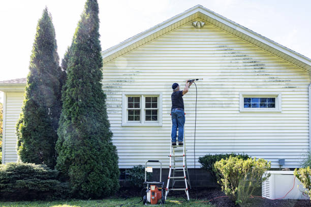 Fence Pressure Washing in Center, CO