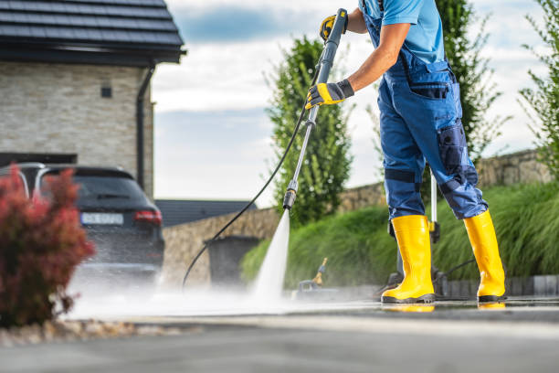 Why Choose Our Certified Pressure Washing Experts for Your Project Needs in Center, CO?